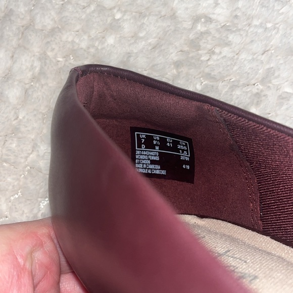 Clarks Linvale Crown Burgundy Leather Heels - Picture 5 of 9